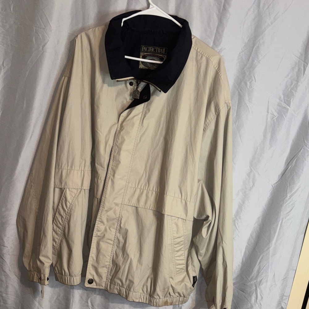 Pacific Trails Tan Windbreaker Jacket